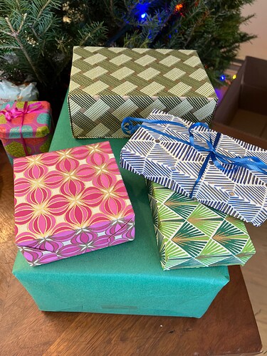 2023_gift_boxes